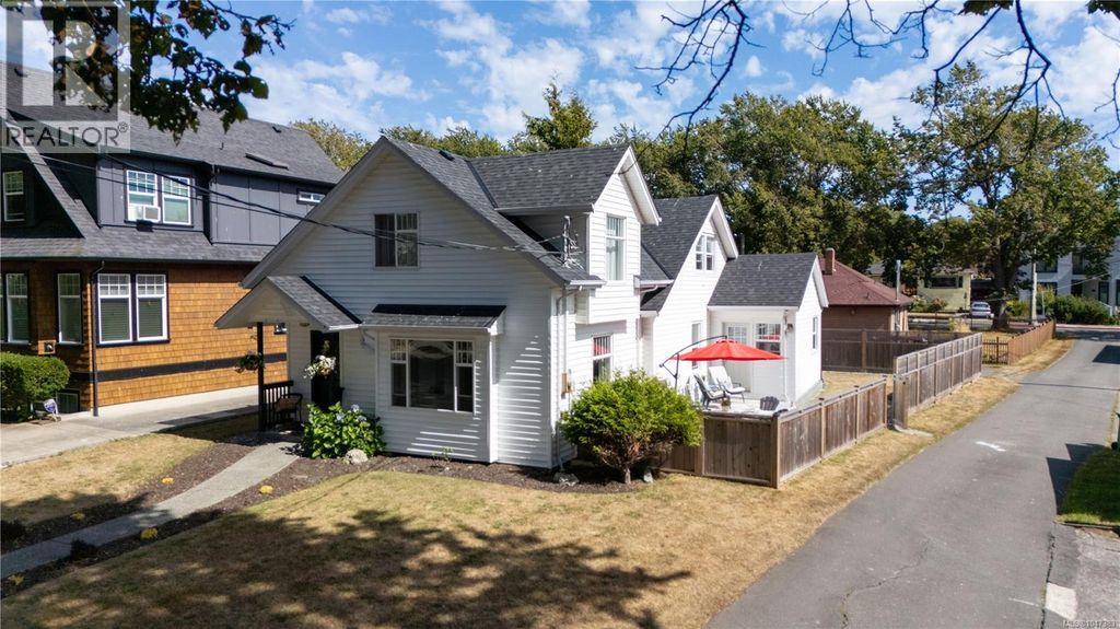 15 Pilot St, Victoria
