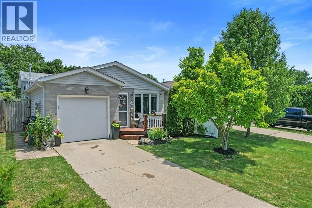 506 Chantel Court, Sarnia