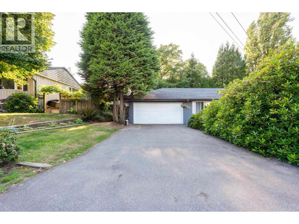 1209 Ridge Court, Coquitlam