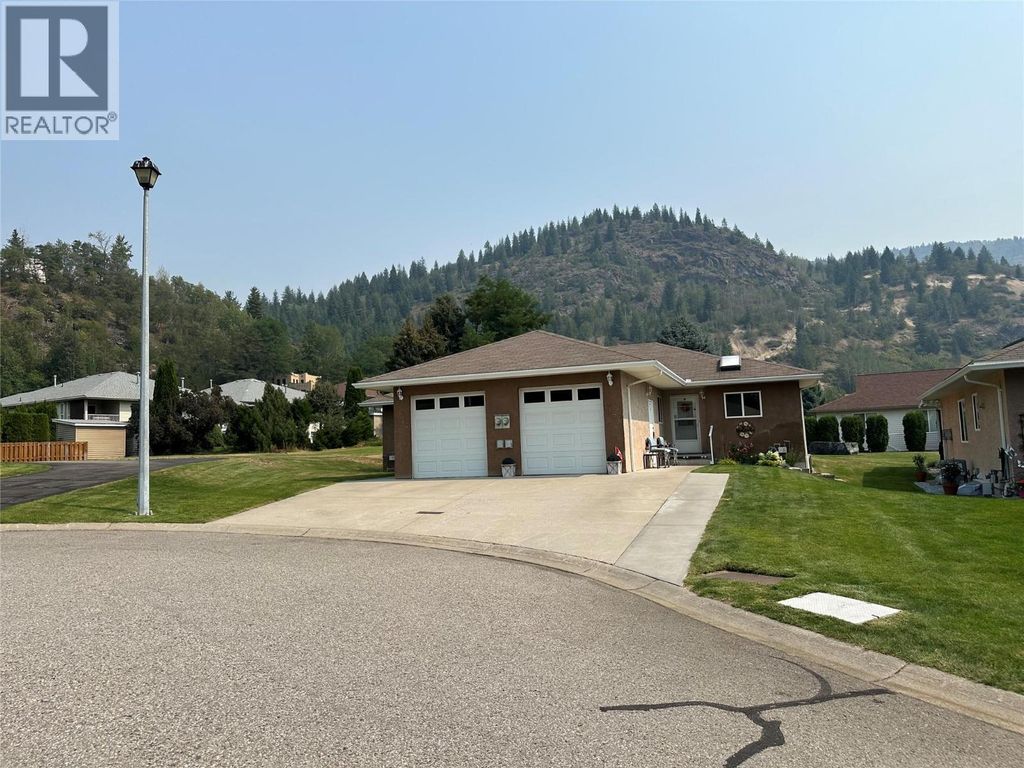 7186 Wright Way, Trail