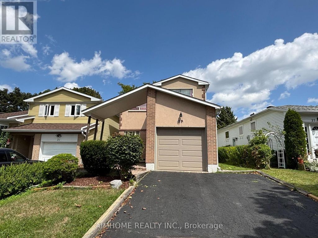 29 Snowshoe Crescent, Markham (german Mills)