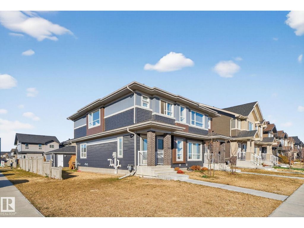 382 Crystallina Nera Dr Nw, Edmonton