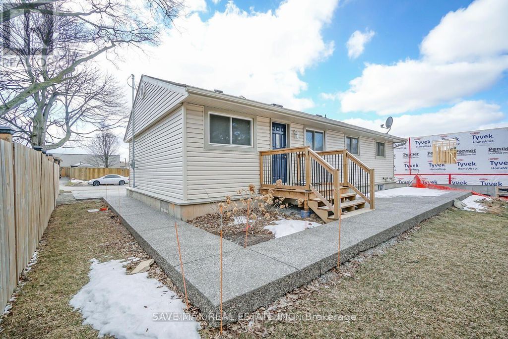 7631 Wayne Street, Niagara Falls (ascot)