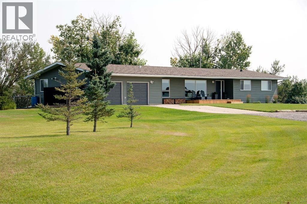 264057 562 Avenue E, Rural Foothills County
