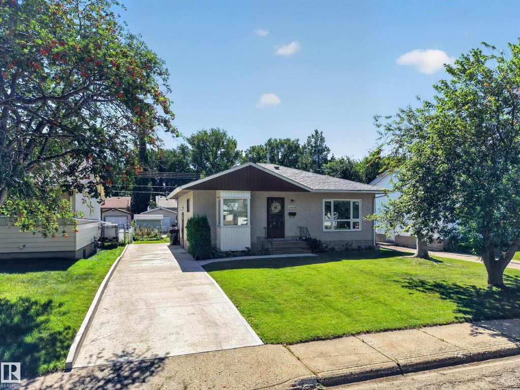 5207 48 Av, Leduc