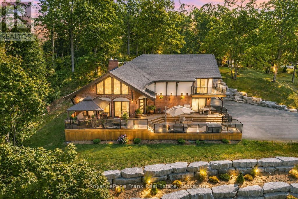 215 Francis Street, Kawartha Lakes (fenelon Falls)