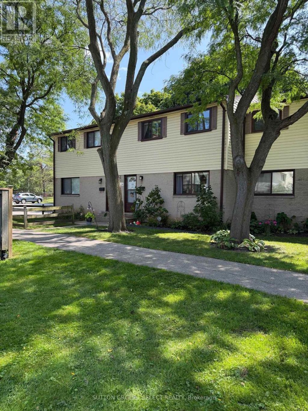 26 - 825 Dundalk Drive, London South (south Q)