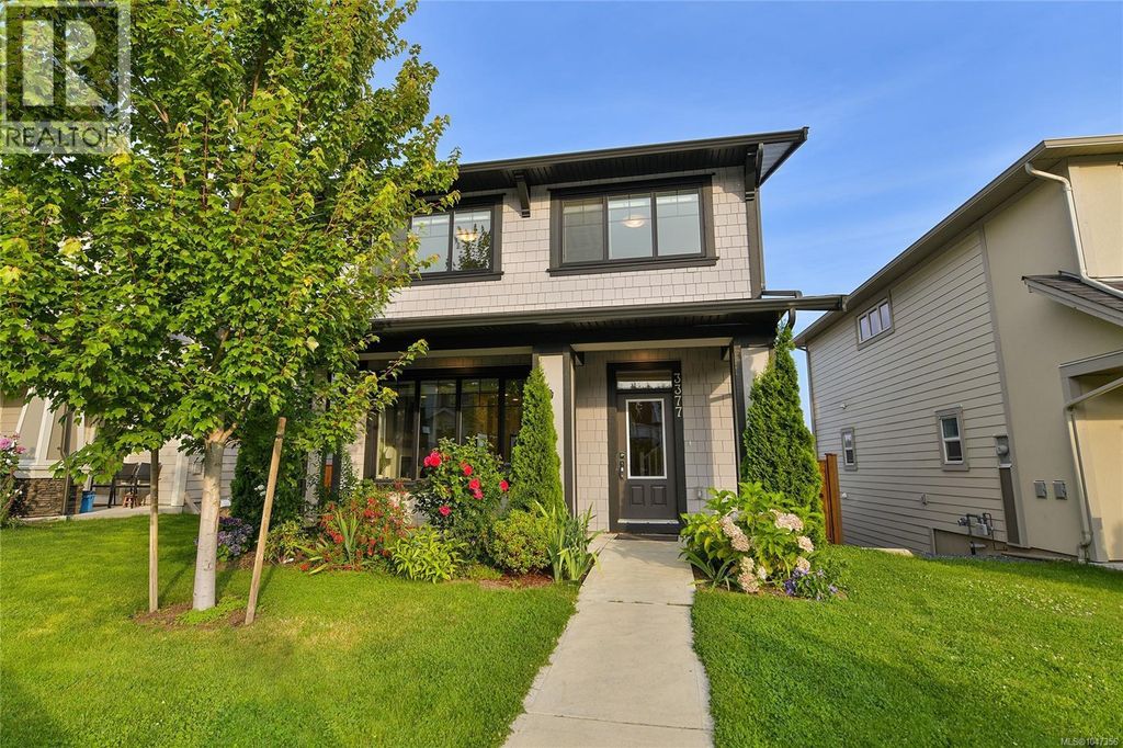 3377 Sandpiper St, Colwood