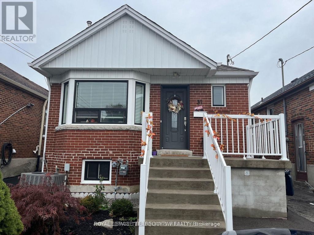 Bsmt - 31 Chamberlain Avenue, Toronto (briar Hill-Belgravia)