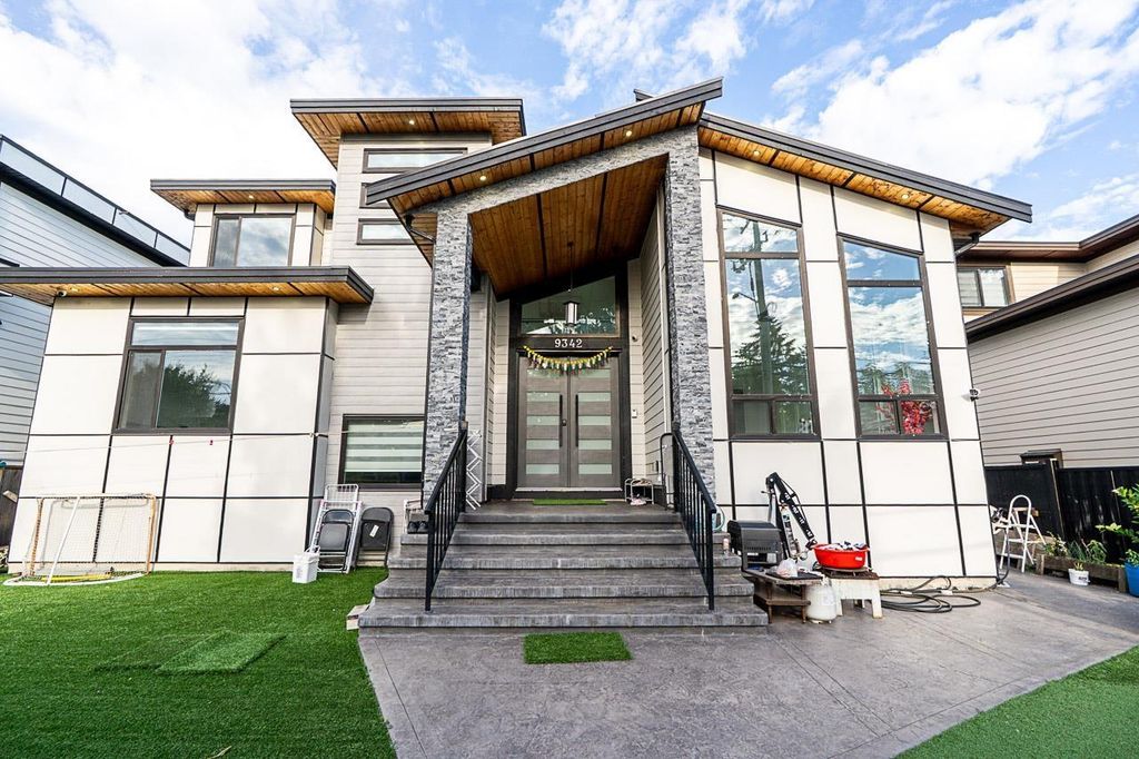 9342 156 Street, Surrey