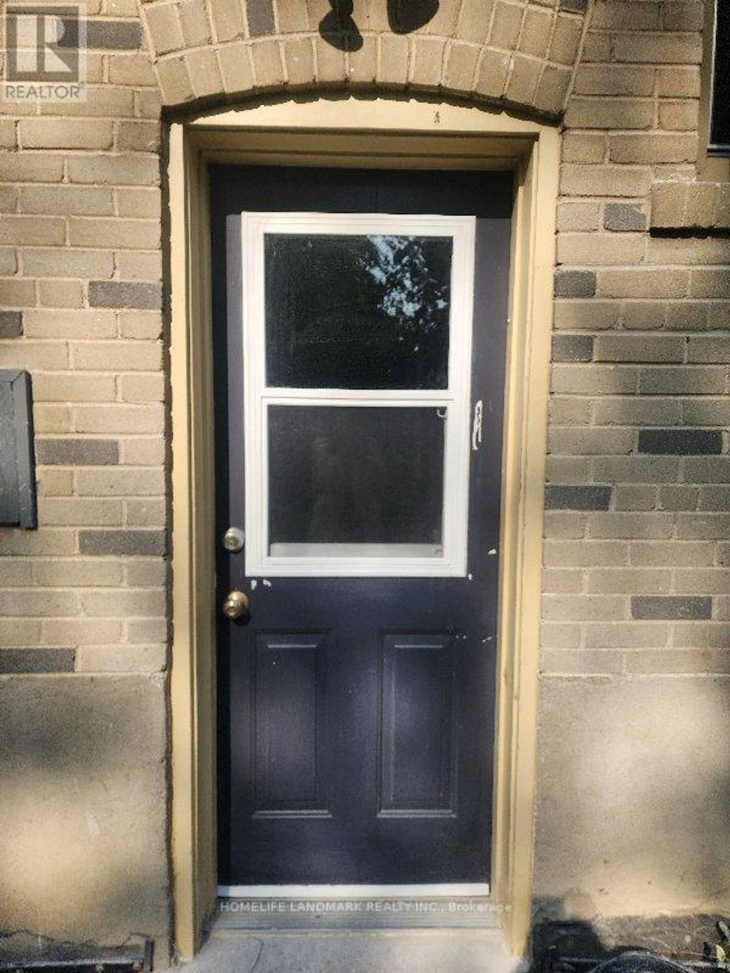 2042 Constance Drive, Oakville (fd Ford)