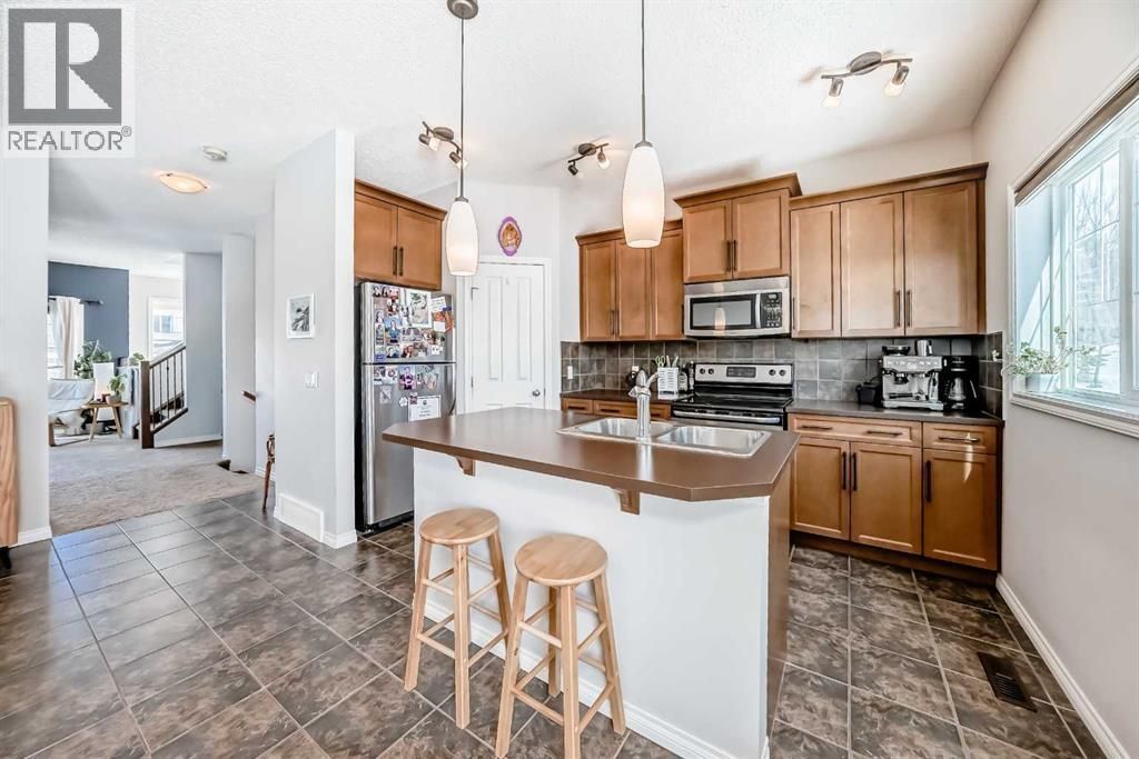 296 Sunset Point, Cochrane