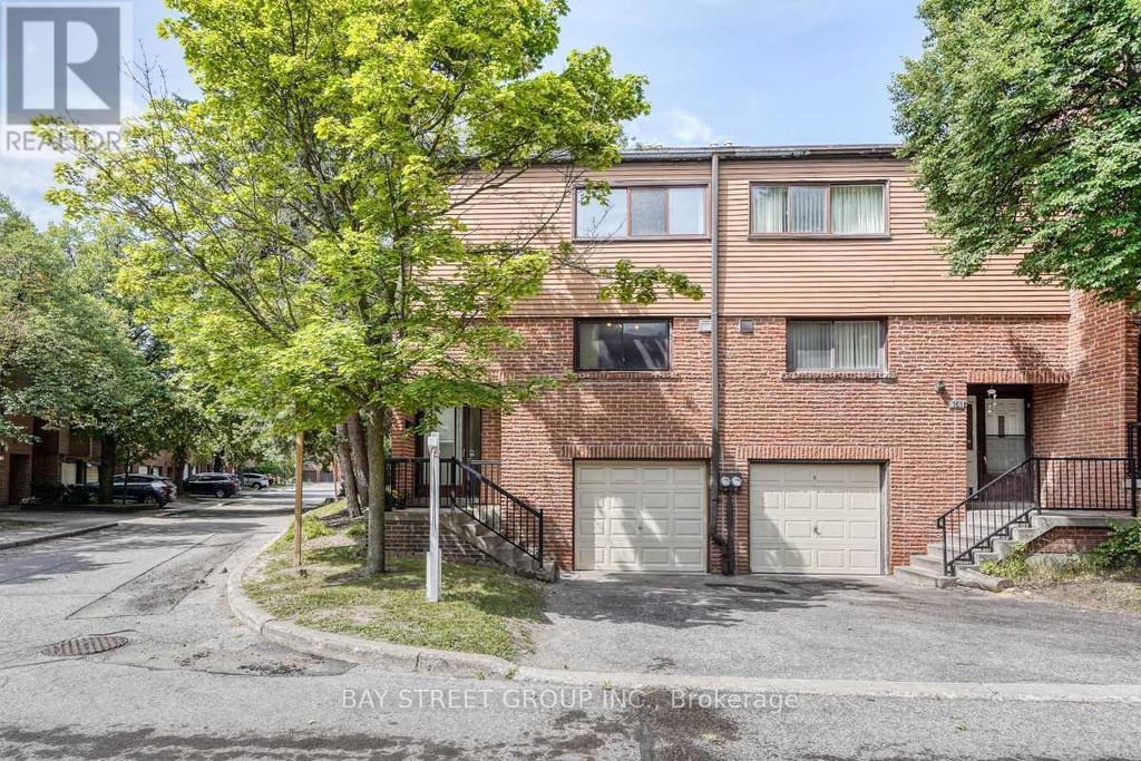 163 Song Meadoway, Toronto (hillcrest Village)