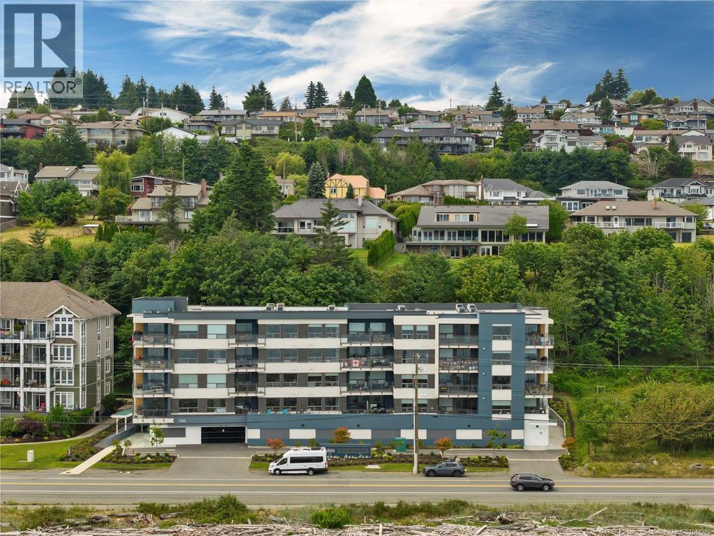404 536 Island Hwy S, Campbell River