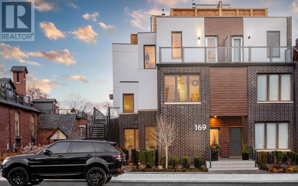 2 - 169 Jones Avenue, Toronto (south Riverdale)