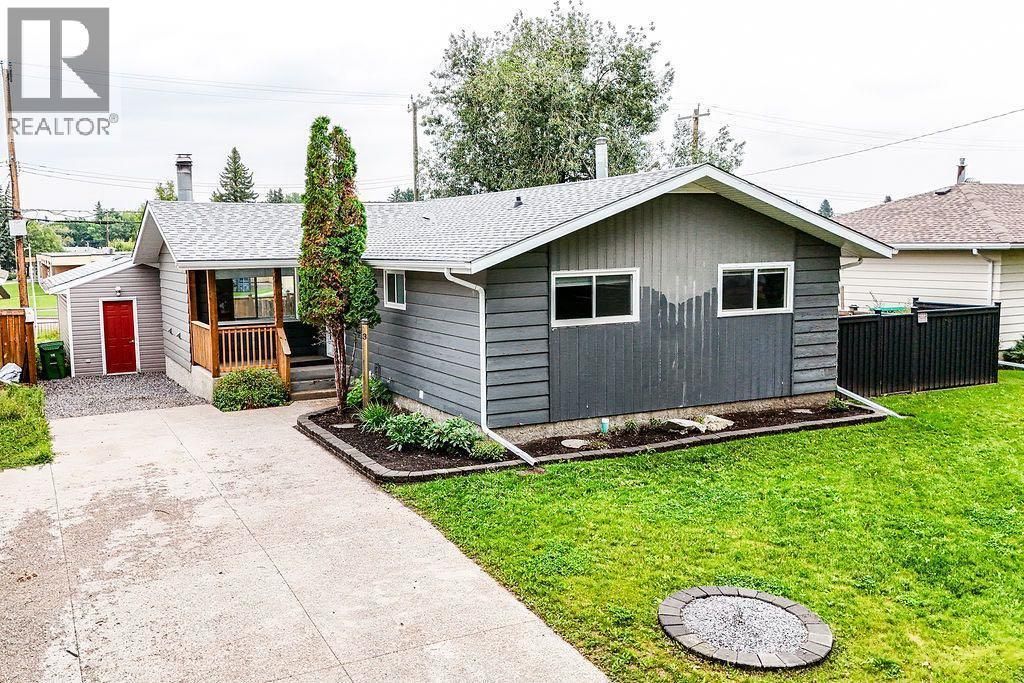 3 Montcalm Avenue, Camrose