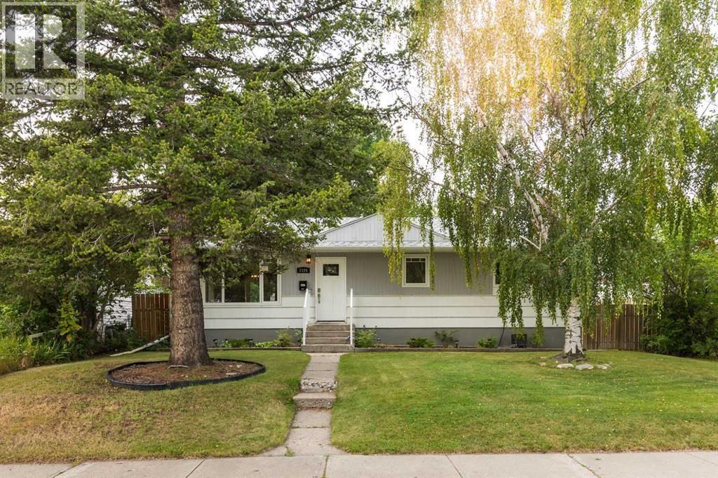 1124 28a Street S, Lethbridge