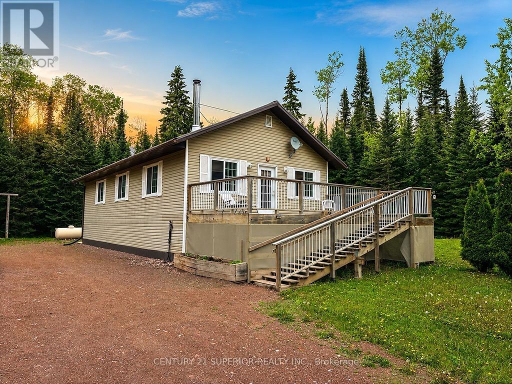 112 Fish Hatchery Road, Dorion