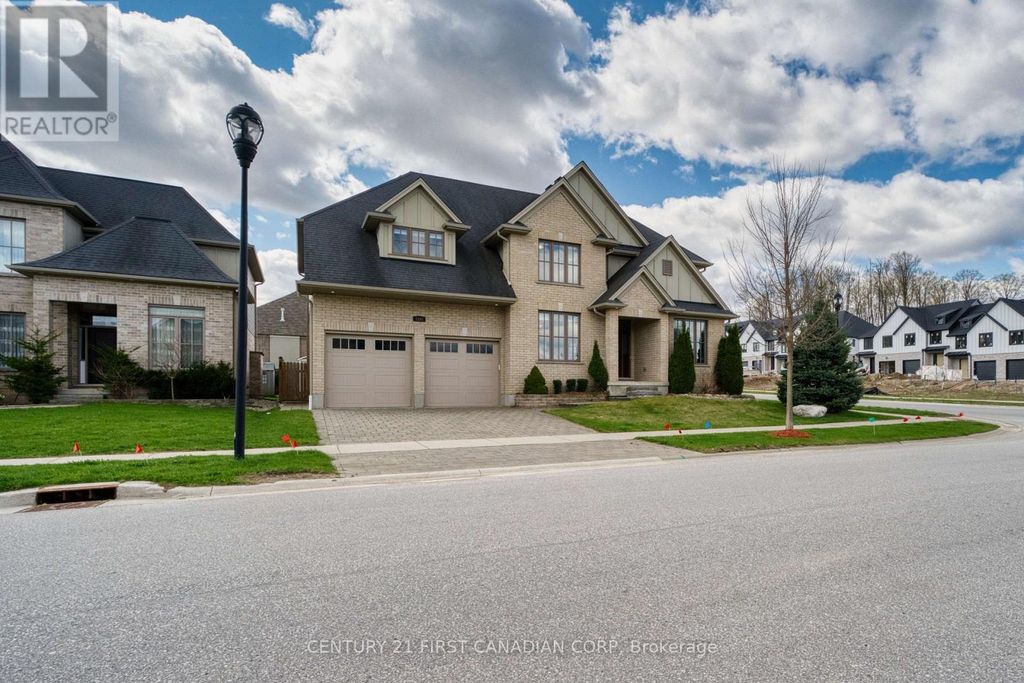 1895 Sumac Way, London South (south B)