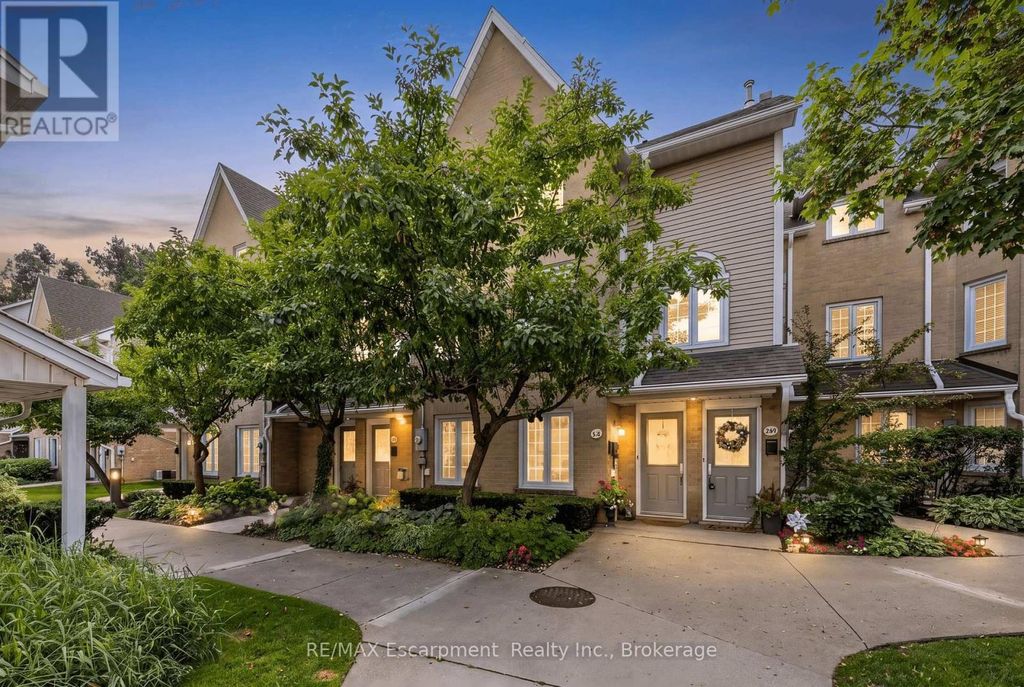 218 - 2110 Cleaver Avenue, Burlington (headon)