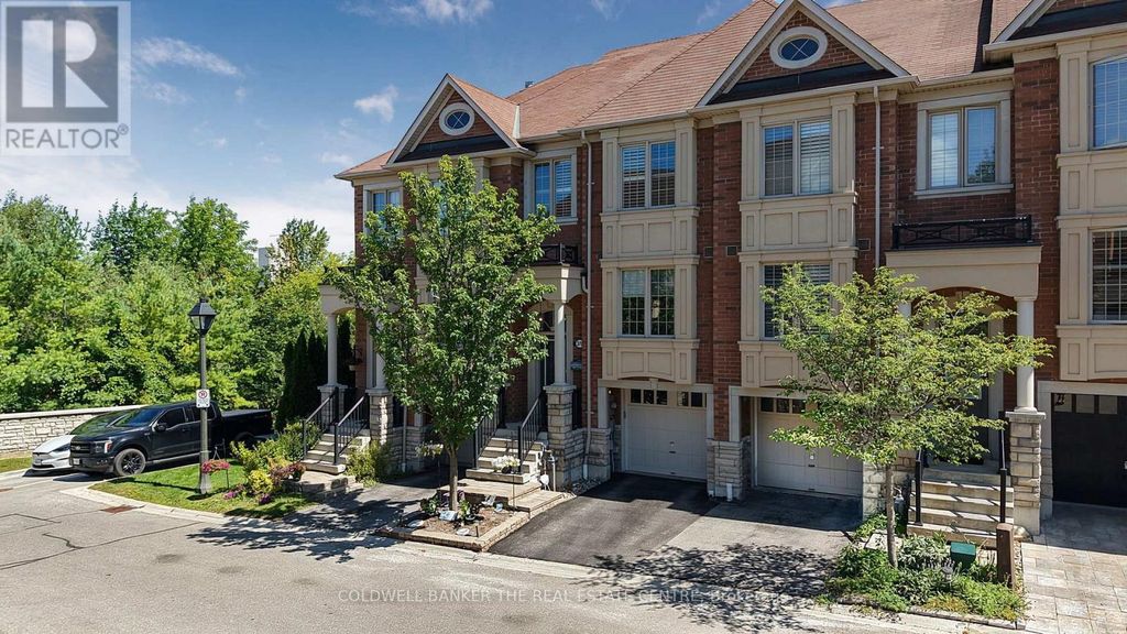 370 Doak Lane, Newmarket (gorham-College Manor)