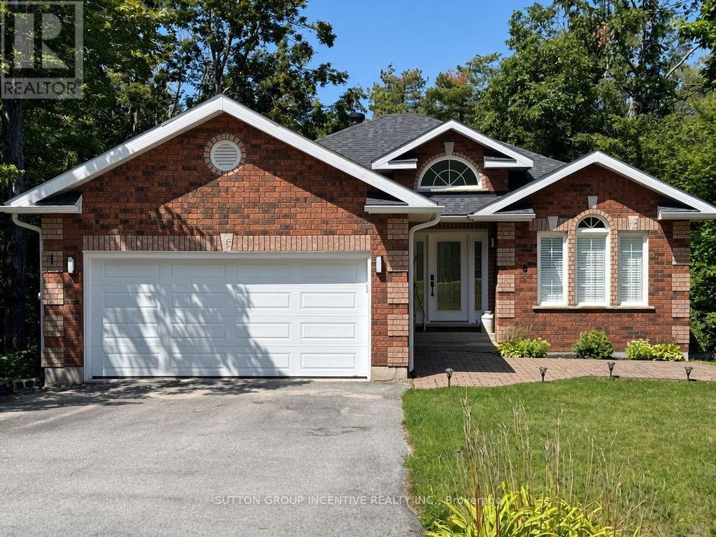 8 Alpine Way, Oro-Medonte (horseshoe Valley)