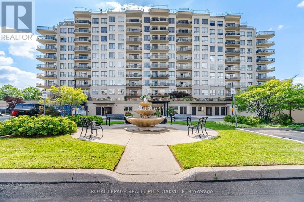 601 - 1998 Ironstone Drive, Burlington (uptown)