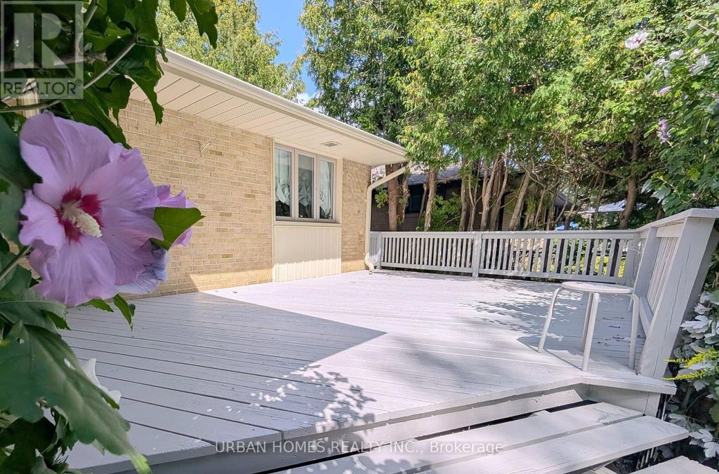 380 Mill Street, Richmond Hill (mill Pond)