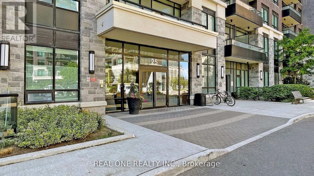 Rg22 - 25 Water Walk Drive, Markham (unionville)
