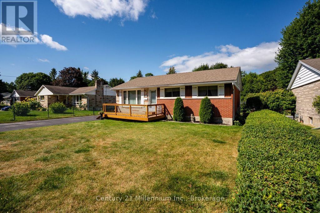 148 7th Avenue E, Owen Sound