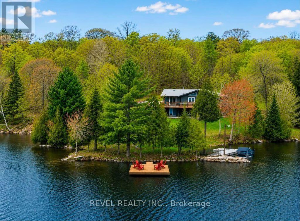 300 Green Lane, Whitestone (hagerman)