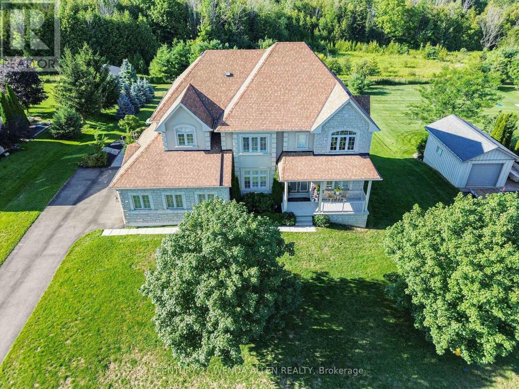 44 Orchard Drive, Mono