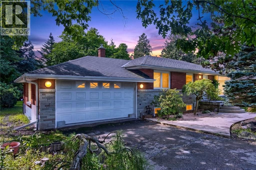 170 Mohawk Road, Ancaster