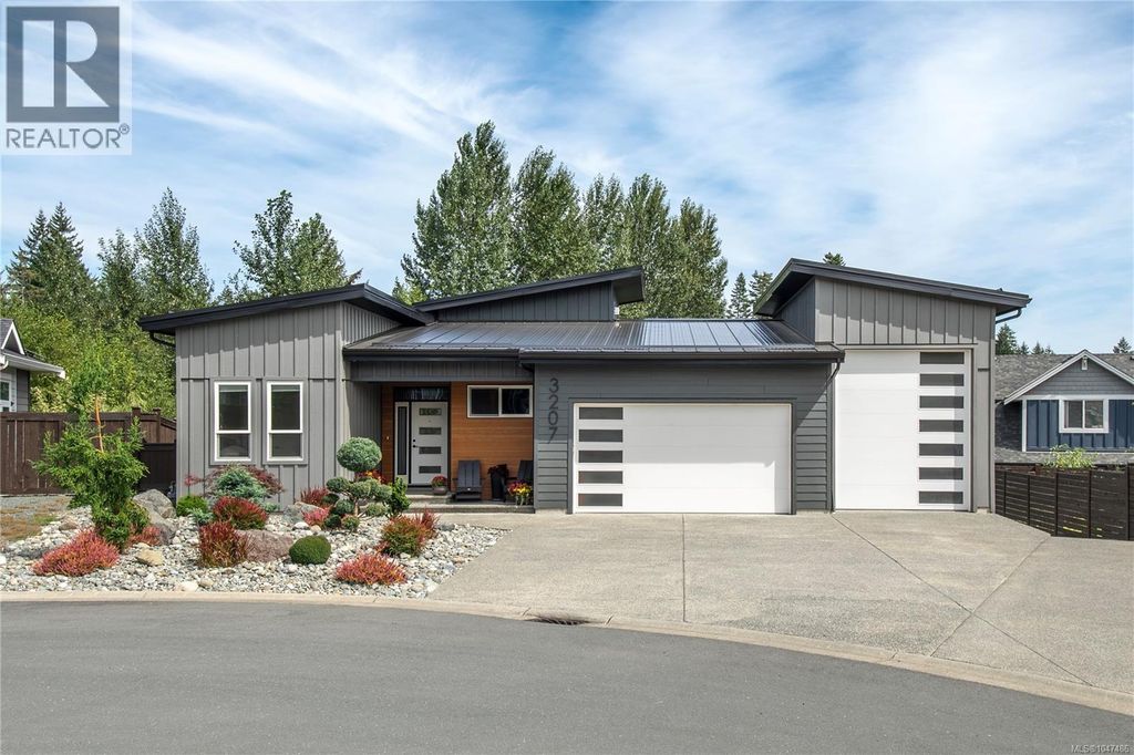 3207 Nathan Pl, Campbell River
