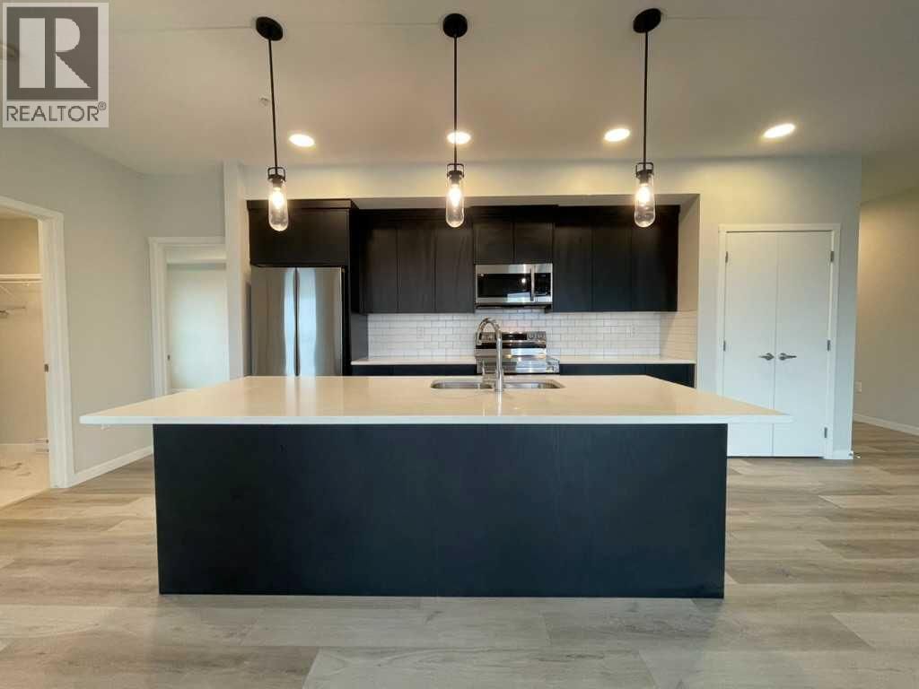 2304, 42 Cranbrook Gardens Se, Calgary
