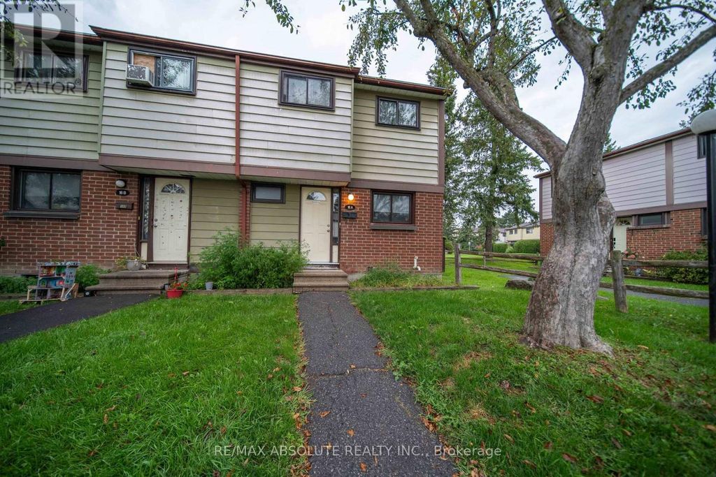16 A Knollsbrook Drive, Ottawa