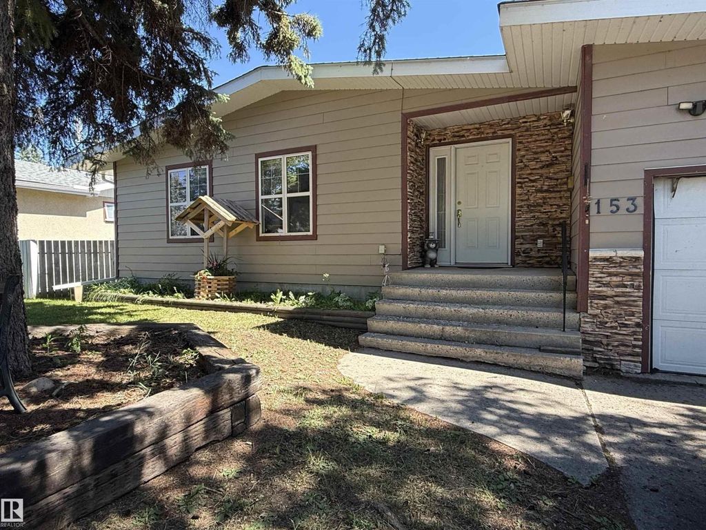 153 Maple Cr, Wetaskiwin