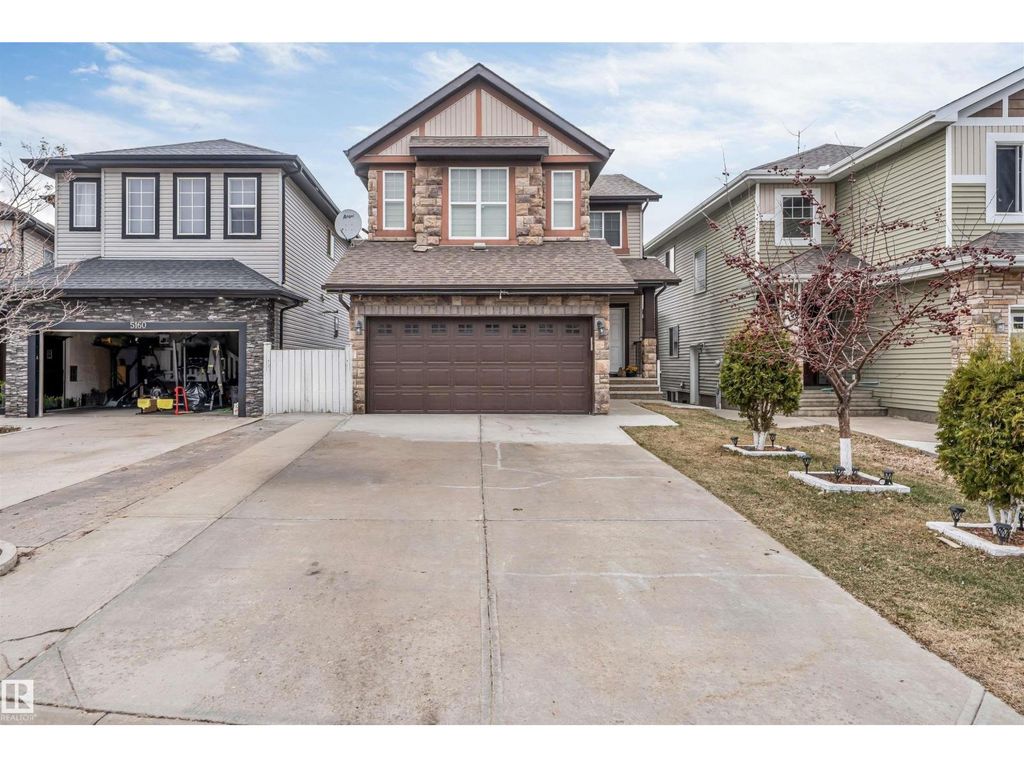 5156 2 Av Sw, Edmonton