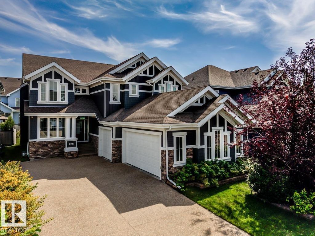 2047 90 St Sw Sw, Edmonton