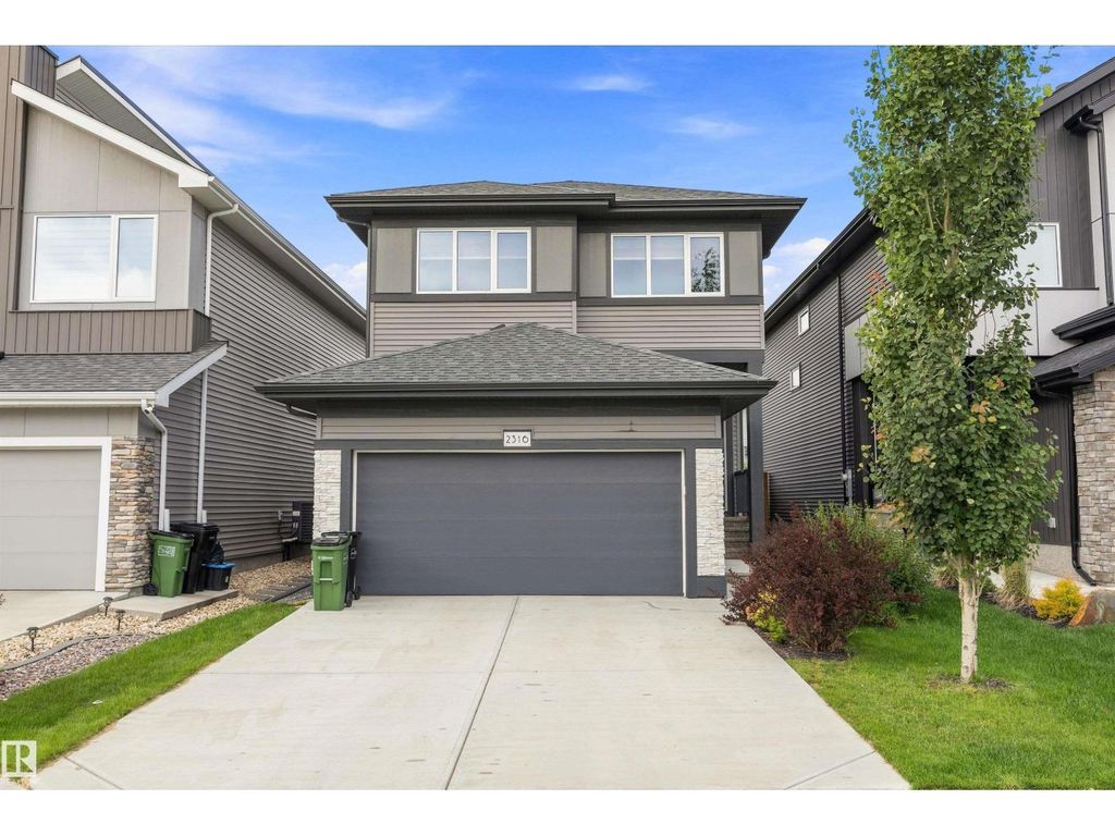2316 Kelly Circle Ci Sw, Edmonton