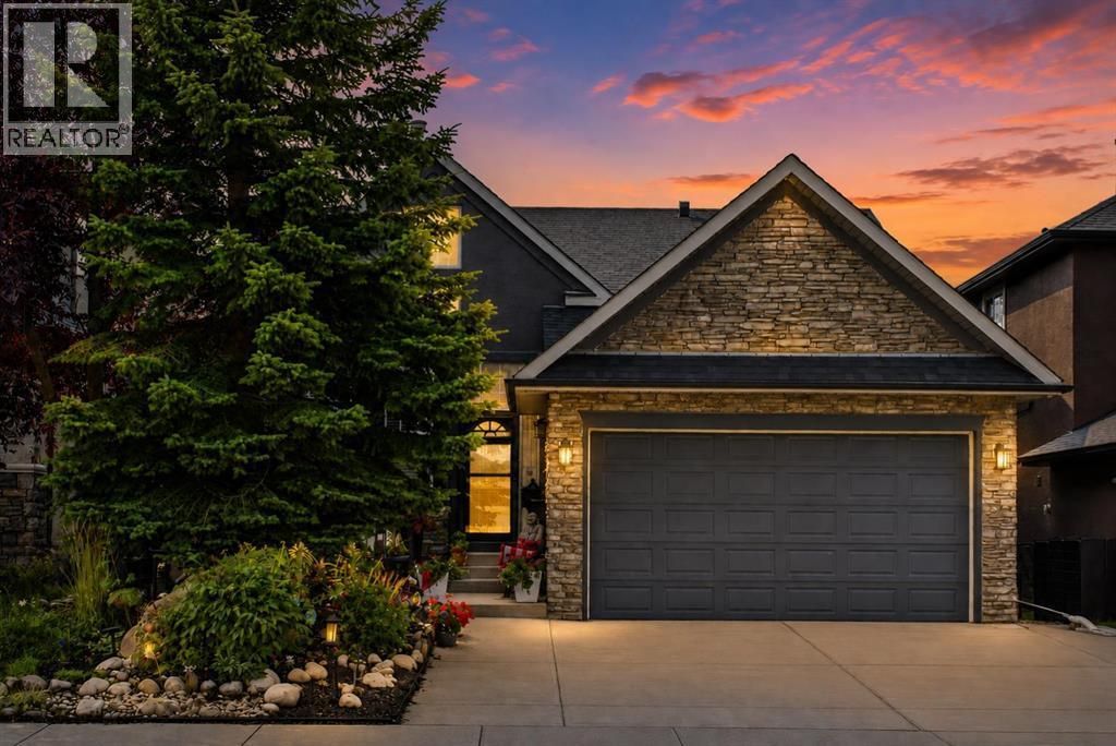 44 Strathlea Close Sw, Calgary