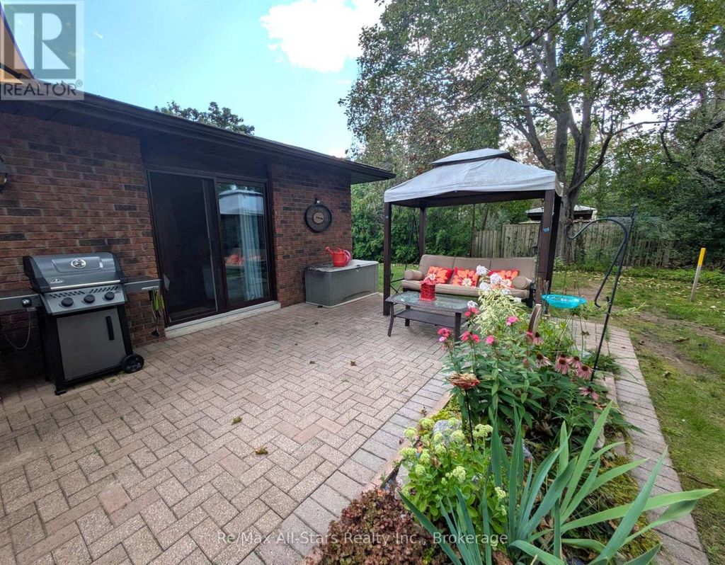 501 - 200 East Street S, Kawartha Lakes (bobcaygeon)