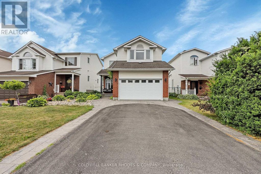 1859 Hennessy Crescent, Ottawa