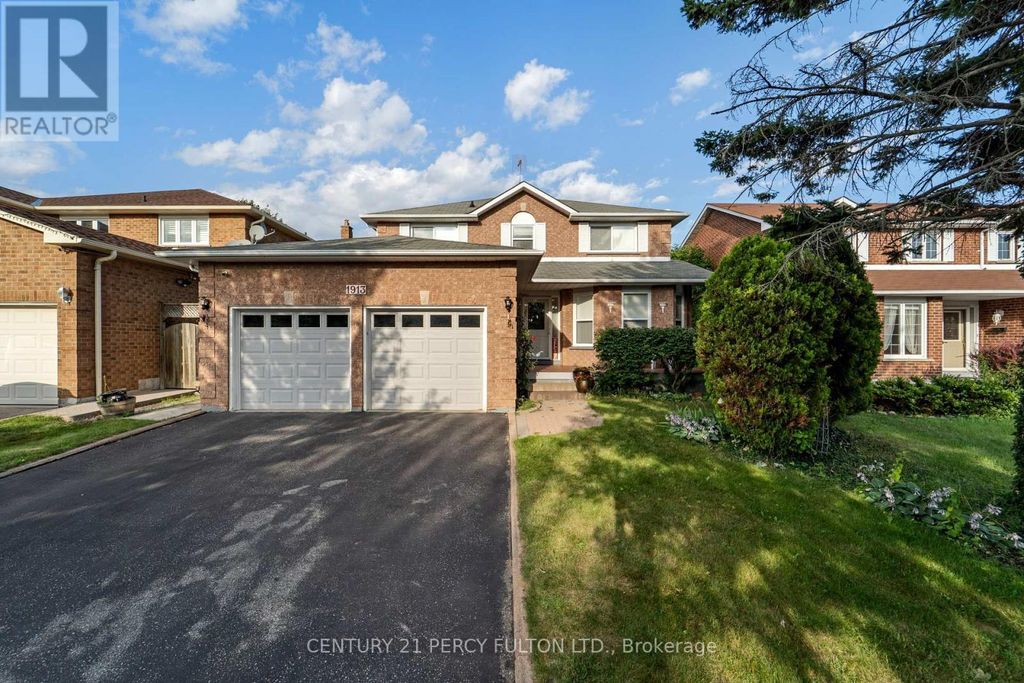 1913 Rosebank Road, Pickering (amberlea)