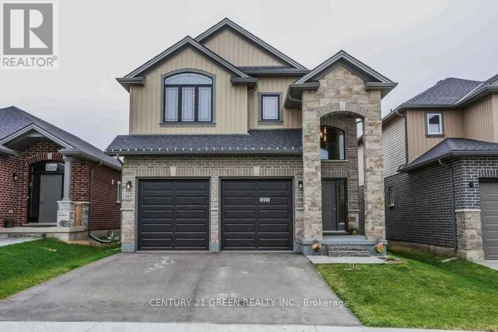 Upper Level - 1221 Gough Road, London North (north C)