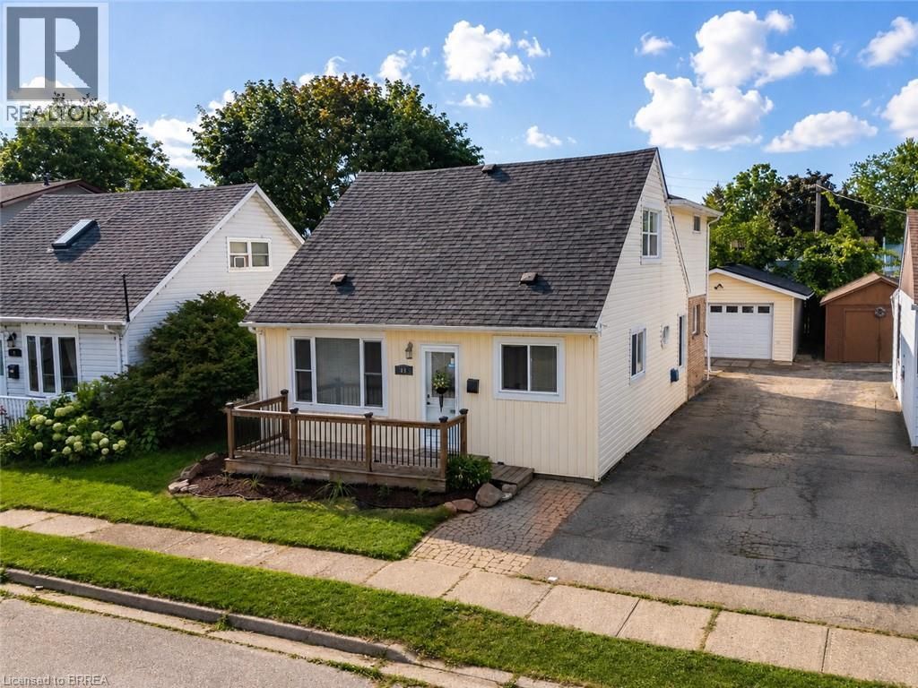 49 Seventh Avenue, Brantford