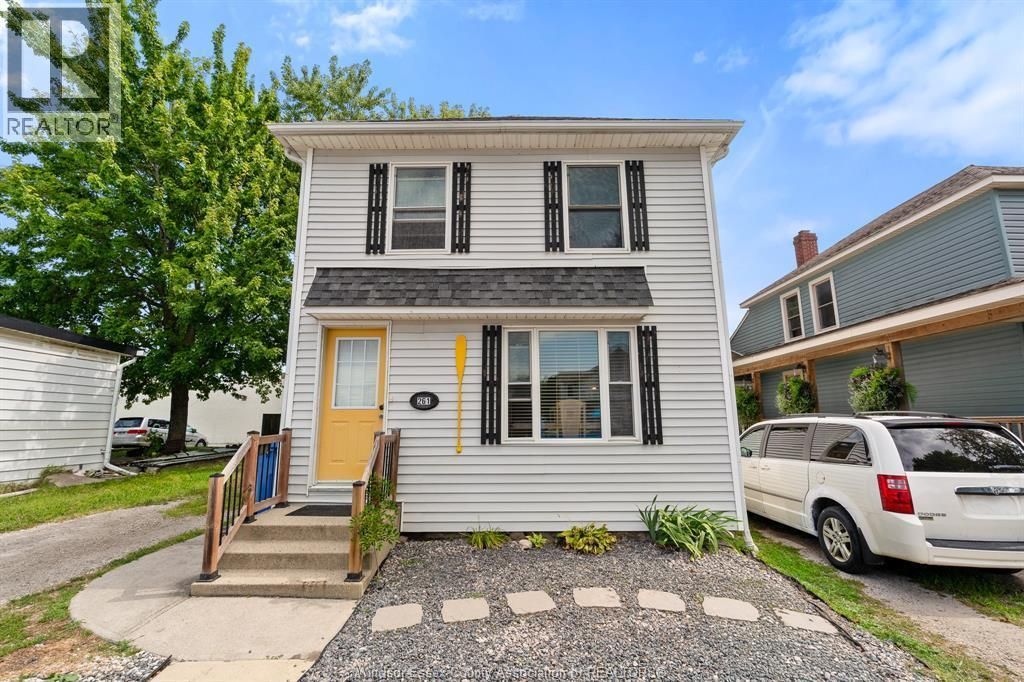 261 Bathurst Street, Amherstburg