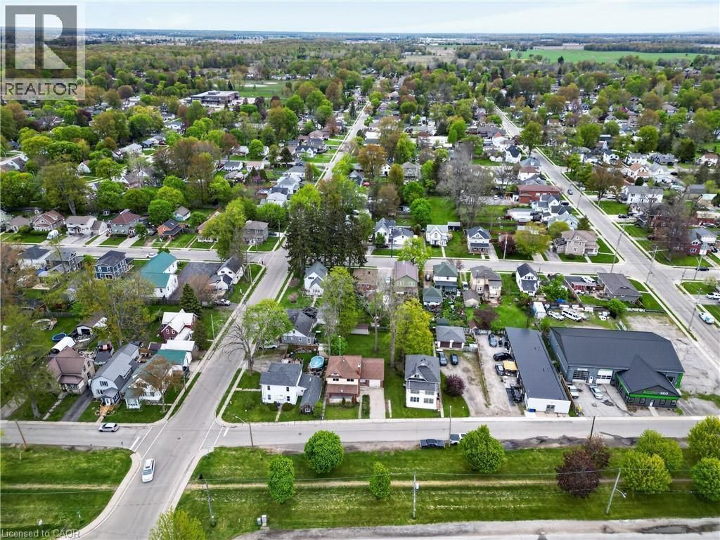 119 North Cayuga Street W, Dunnville