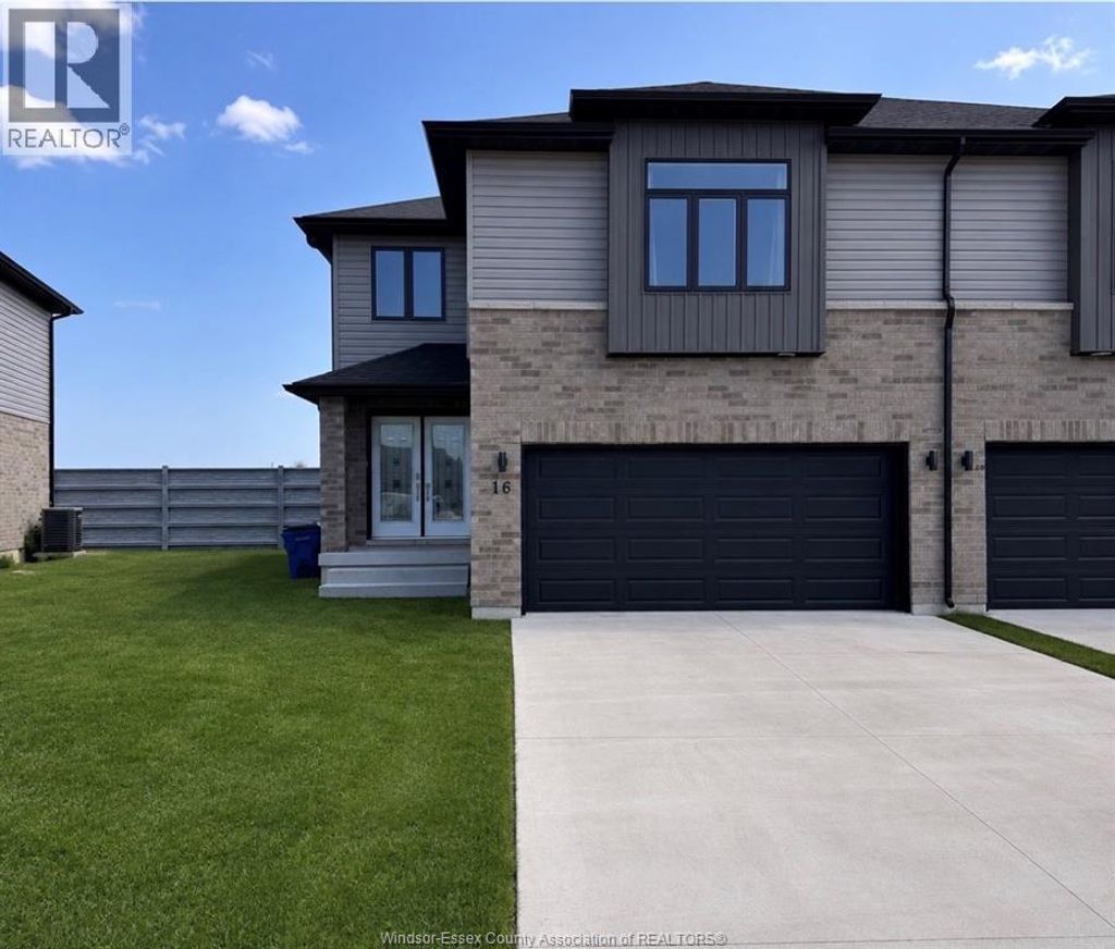 16 Betty Court, Chatham