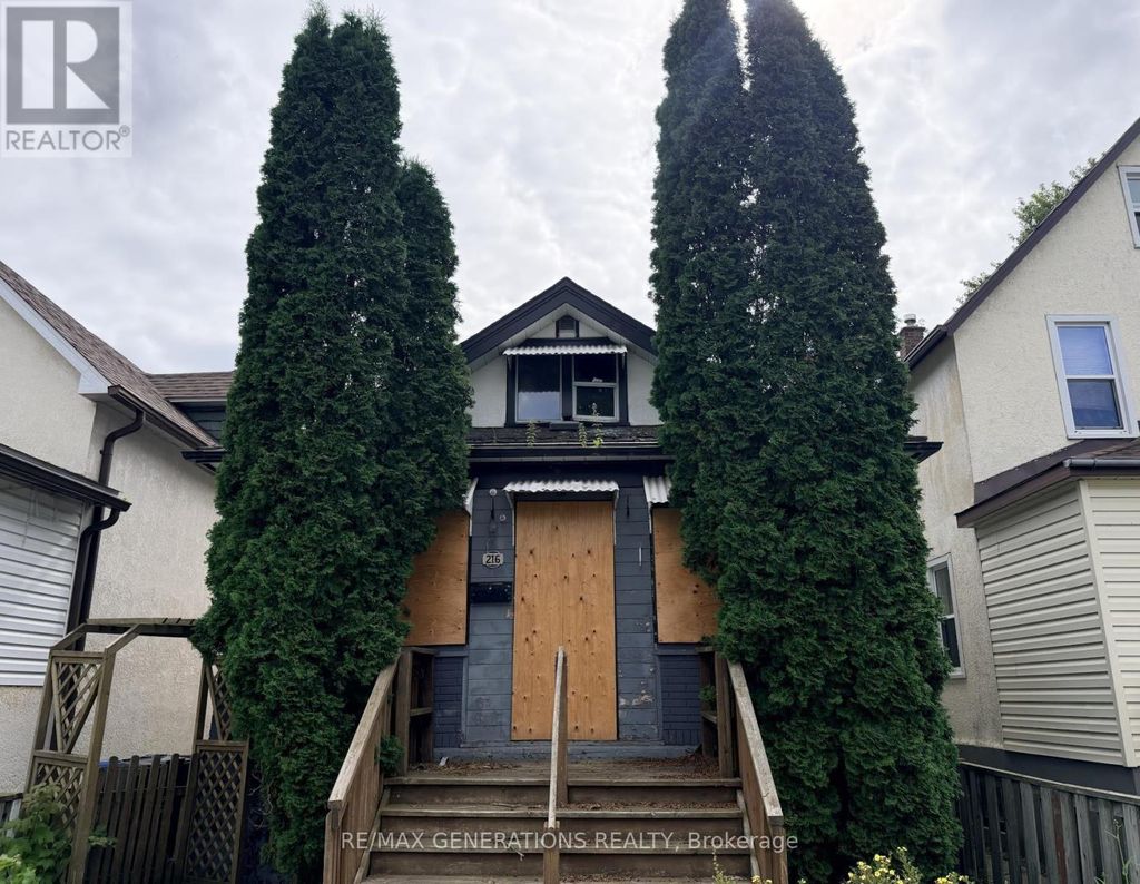216 Rowand Street, Thunder Bay (east End)